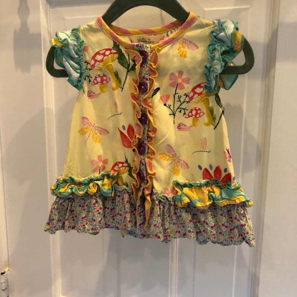 Sweet Matilda Jane button ruffle top